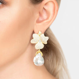 Baroque Pearl White Flower Earrings Yellow 22k Gold AAA Grade Cubic Zirconia Baroque Pearls